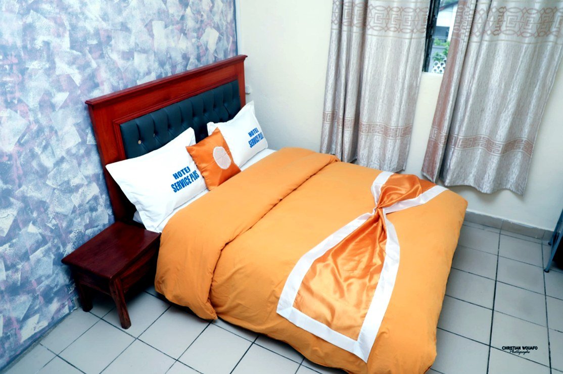 Intérieur chambre Service Plus