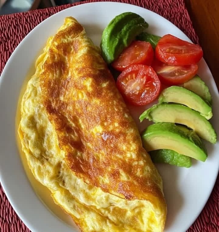 Omelette servie au petit déjeuner